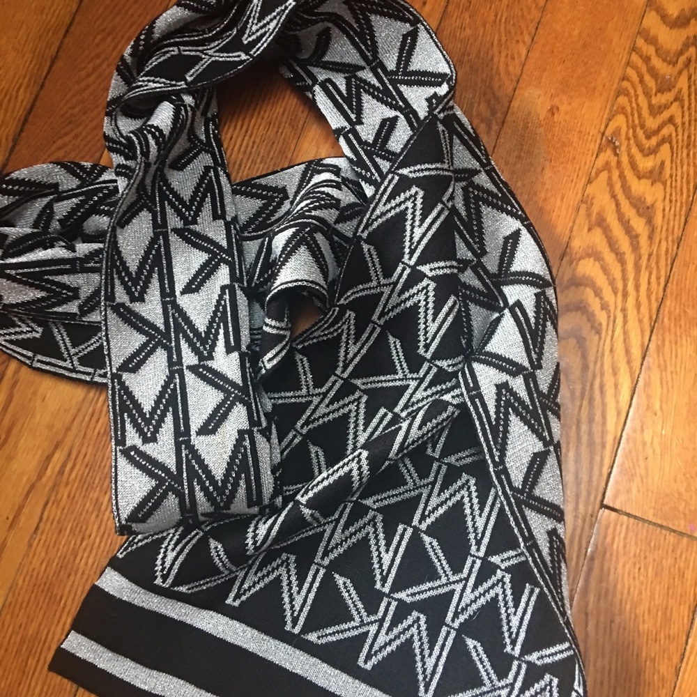 Michael Kors scarf